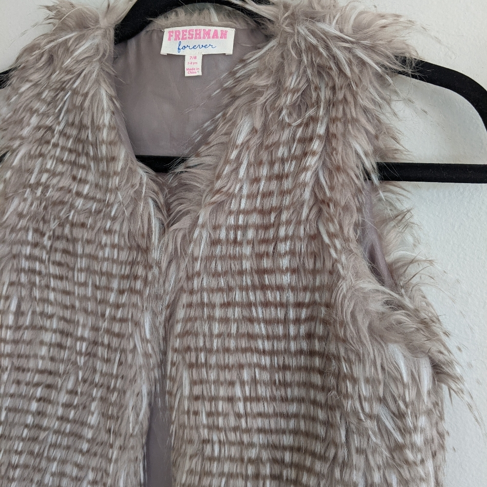 (Freshman Forever) Brown Gray Faux Fur Vest 7/8 - Picture 6 of 11
